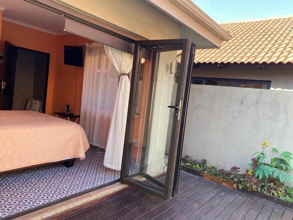 Peaceful Picturesque Pecanwood Hartbeespoort Exterior foto